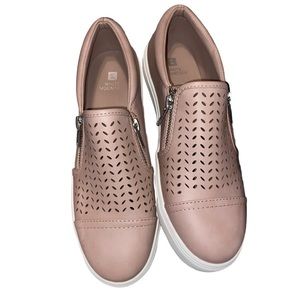 blush pink women’s flats